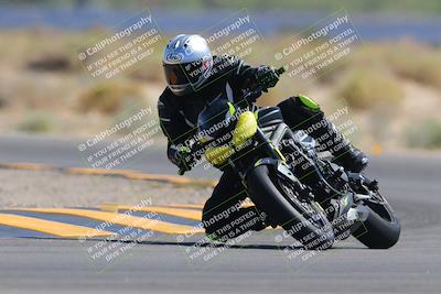 media/Oct-01-2023-SoCal Trackdays (Sun) [[4c570cc352]]/Turn 16 (120pm)/